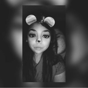 Meet your Posher, Abigail